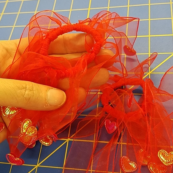 Pony O Tutu Hearts Hair Keepers 2 pc Set Choose Pink or Red - Picture 3 of 3